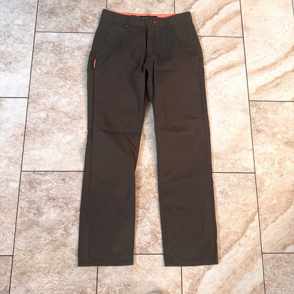 DGK STRAIT FIT All day Like new no signs of‎  being worn 100% Cotton army green